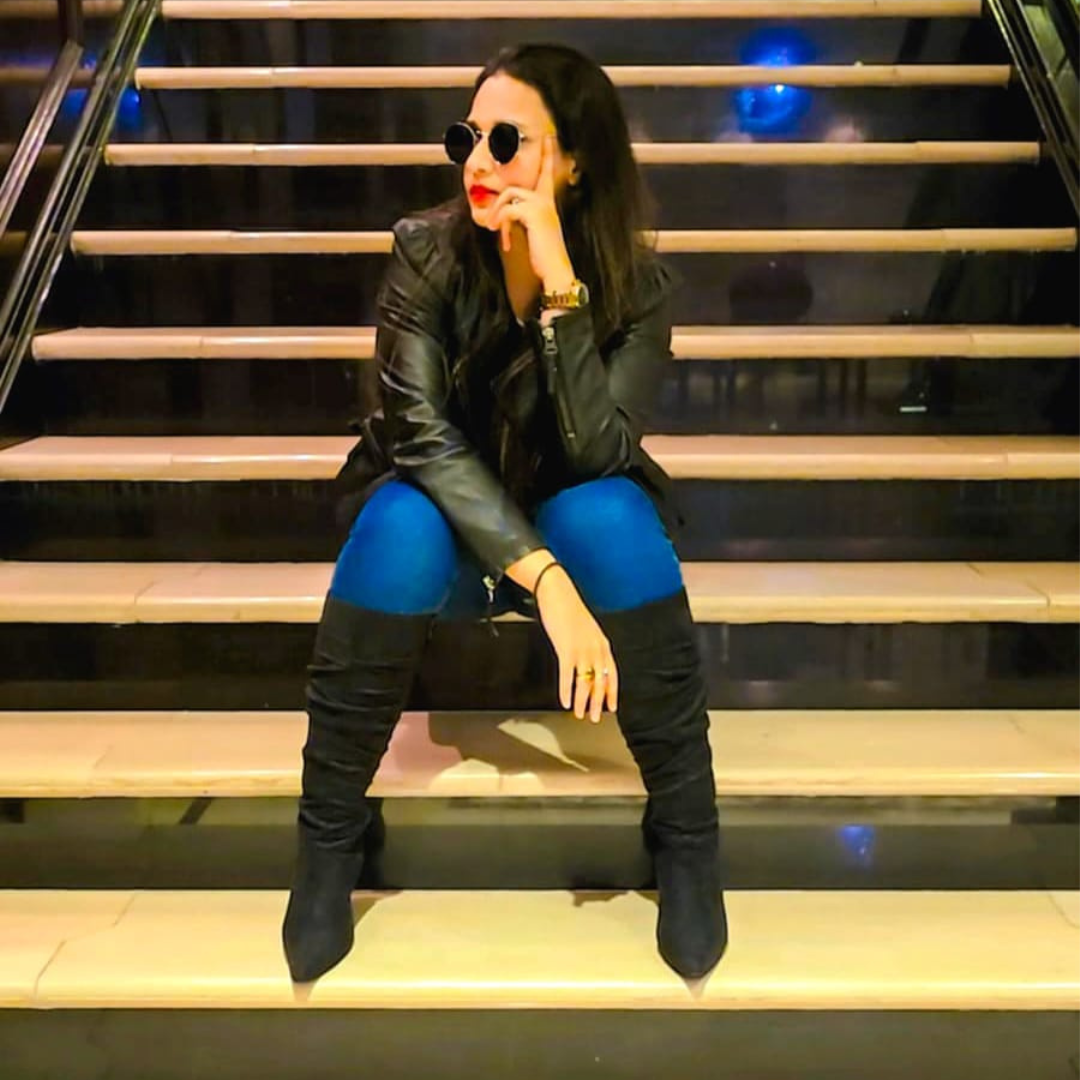 Dark Night Suede boots