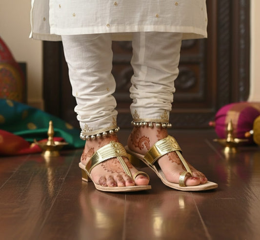 Aurum Classic Gold Kolhapuri